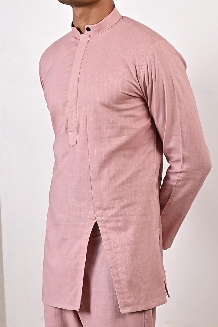 Mauve Linen Short Kurta Set by Bohame Men at Pernia's Pop Up Shop