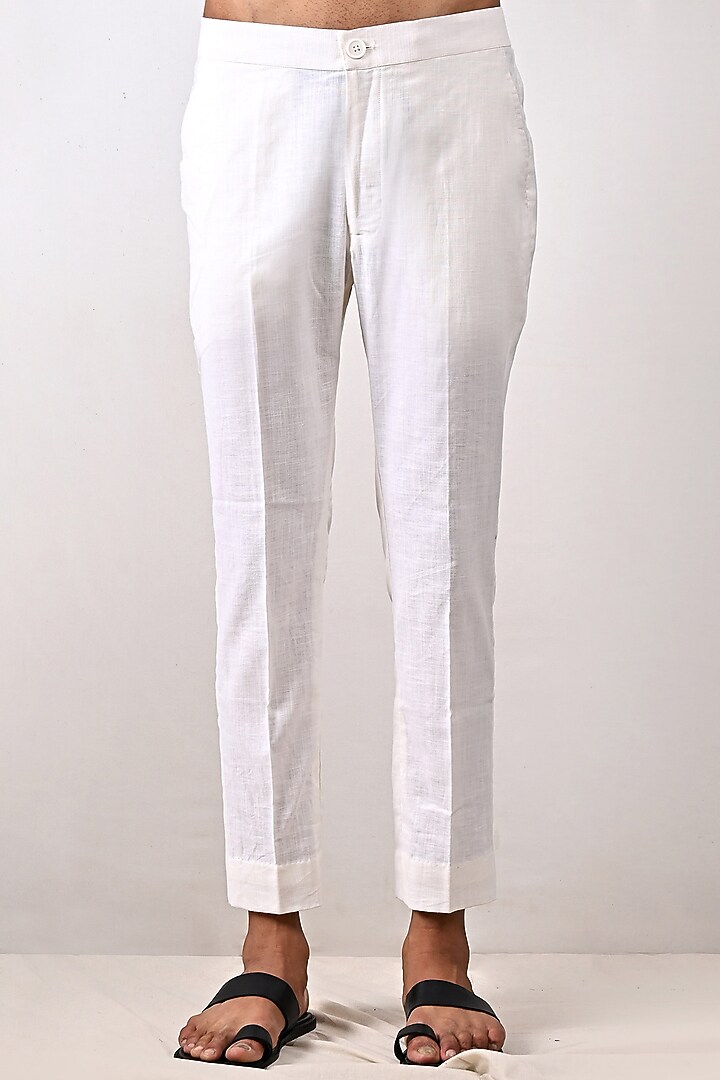 Off-White Linen Short Kurta Set by Bohame Men at Pernia's Pop Up Shop