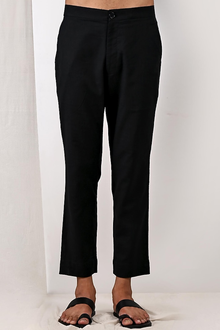 Black Linen Kurta Set by Bohame Men at Pernia's Pop Up Shop