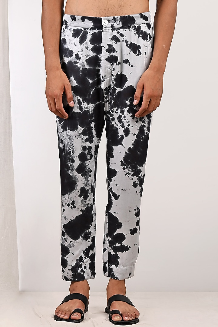 Light Grey & Black Modal Tie-Dye Printed Overlapped Kurta Set by Bohame Men at Pernia's Pop Up Shop