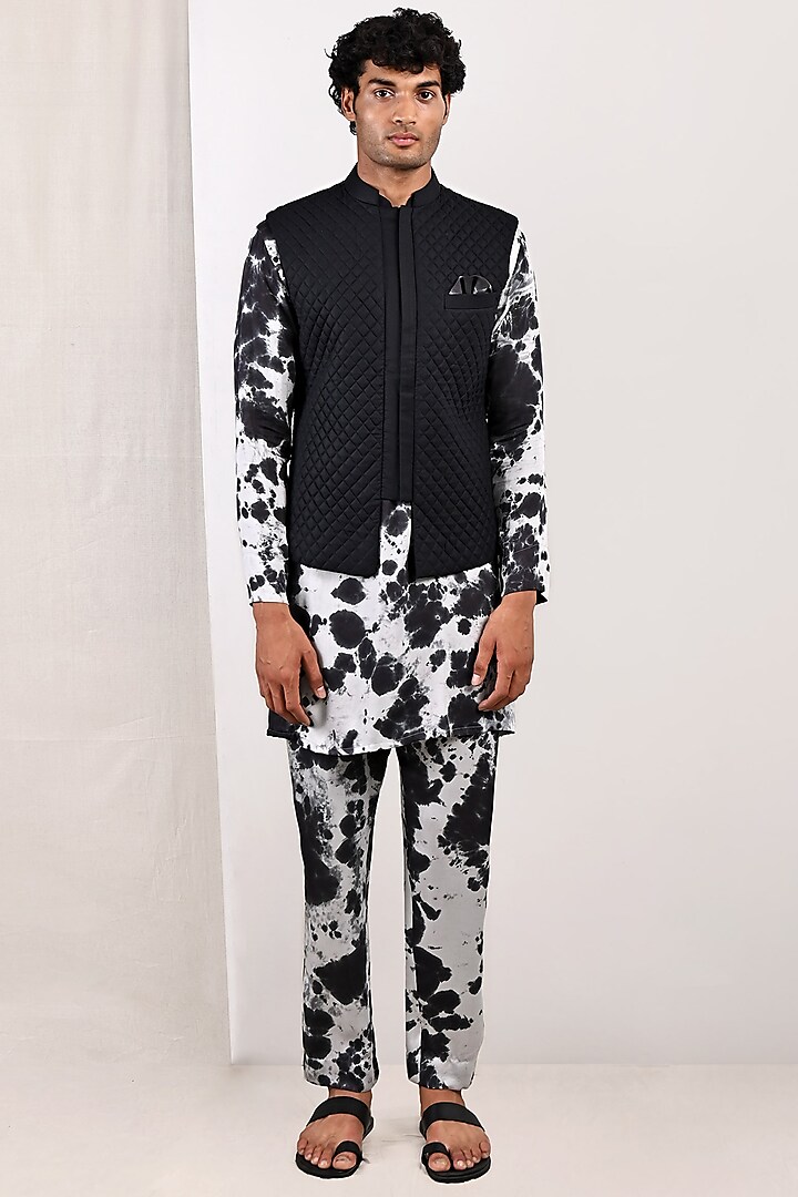 Black Modal Quilted Bundi Jacket With Kurta Set by Bohame Men