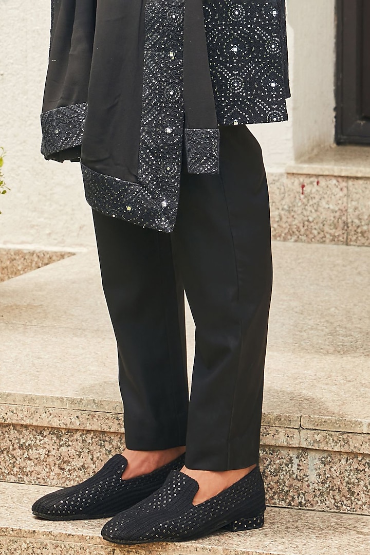 Black Georgette Chikankari Embroidered Groom Sherwani Set by Bohame Men at Pernia's Pop Up Shop