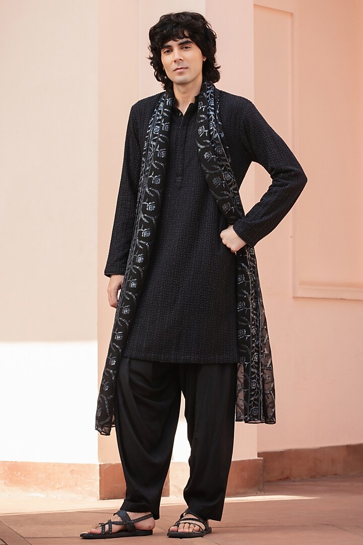 Black Chikankari Kurta Set by Bohame Men at Pernia's Pop Up Shop