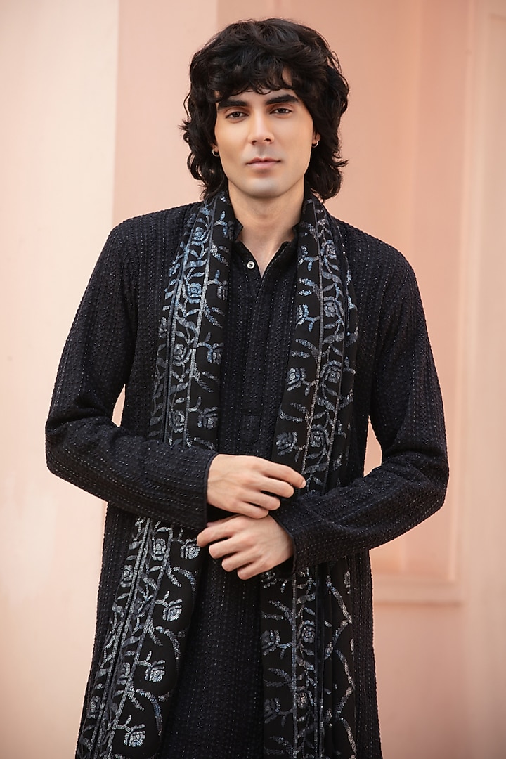 Black Chikankari Kurta Set by Bohame Men at Pernia's Pop Up Shop