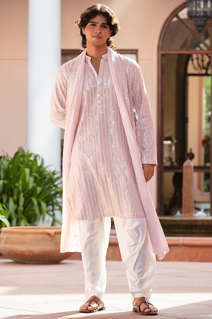 Light Pink Chikankari Kurta Set by Bohame Men at Pernia's Pop Up Shop