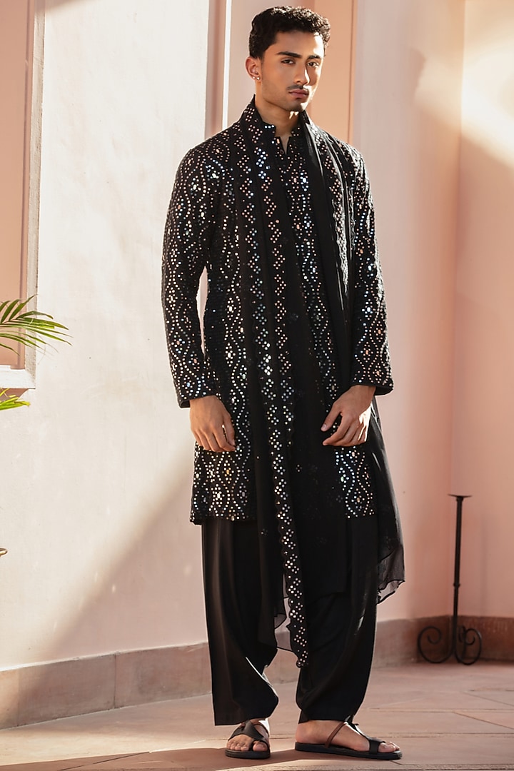 Black Chikankari Kurta Set by Bohame Men at Pernia's Pop Up Shop