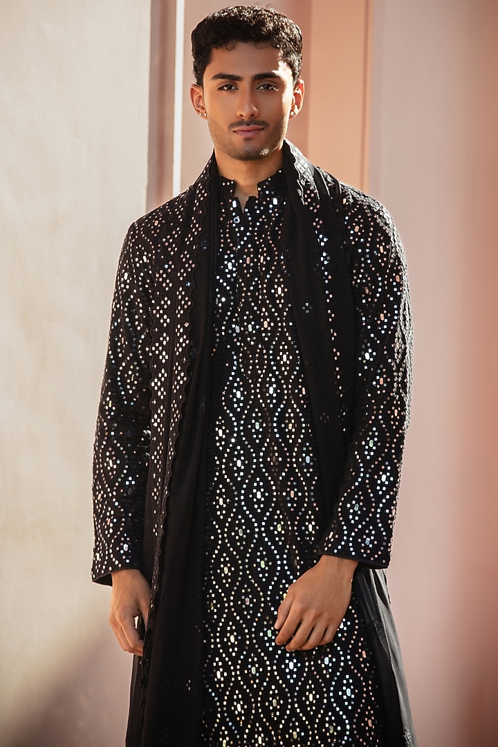 Black Chikankari Kurta Set by Bohame Men at Pernia's Pop Up Shop