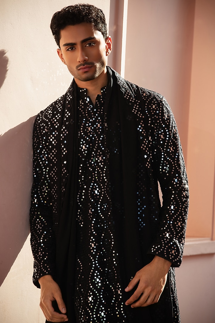 Black Chikankari Kurta Set by Bohame Men at Pernia's Pop Up Shop
