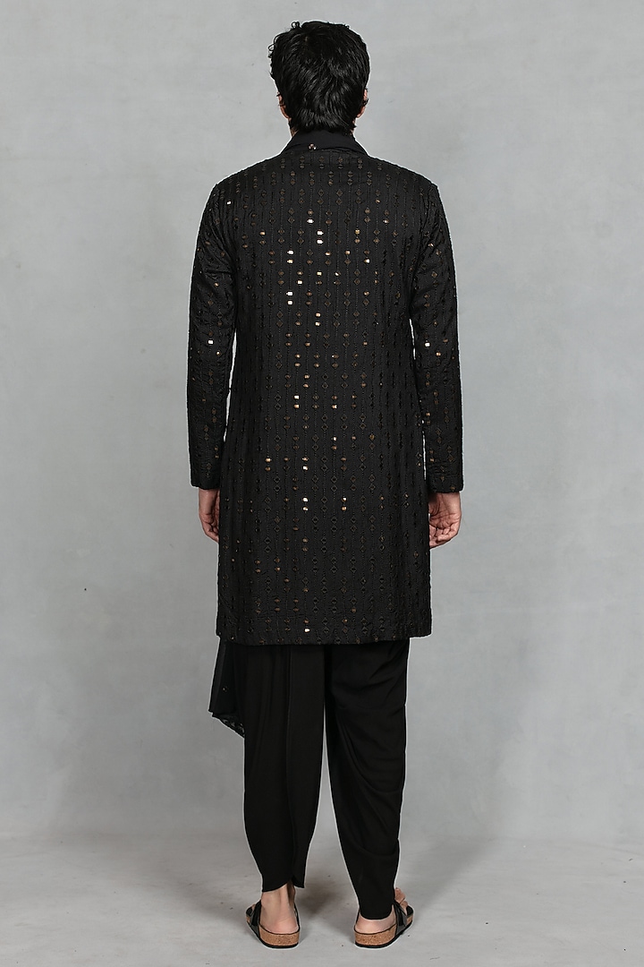 Black Chikankari Fabric Embroidered Kurta Set by Bohame Men at Pernia's Pop Up Shop
