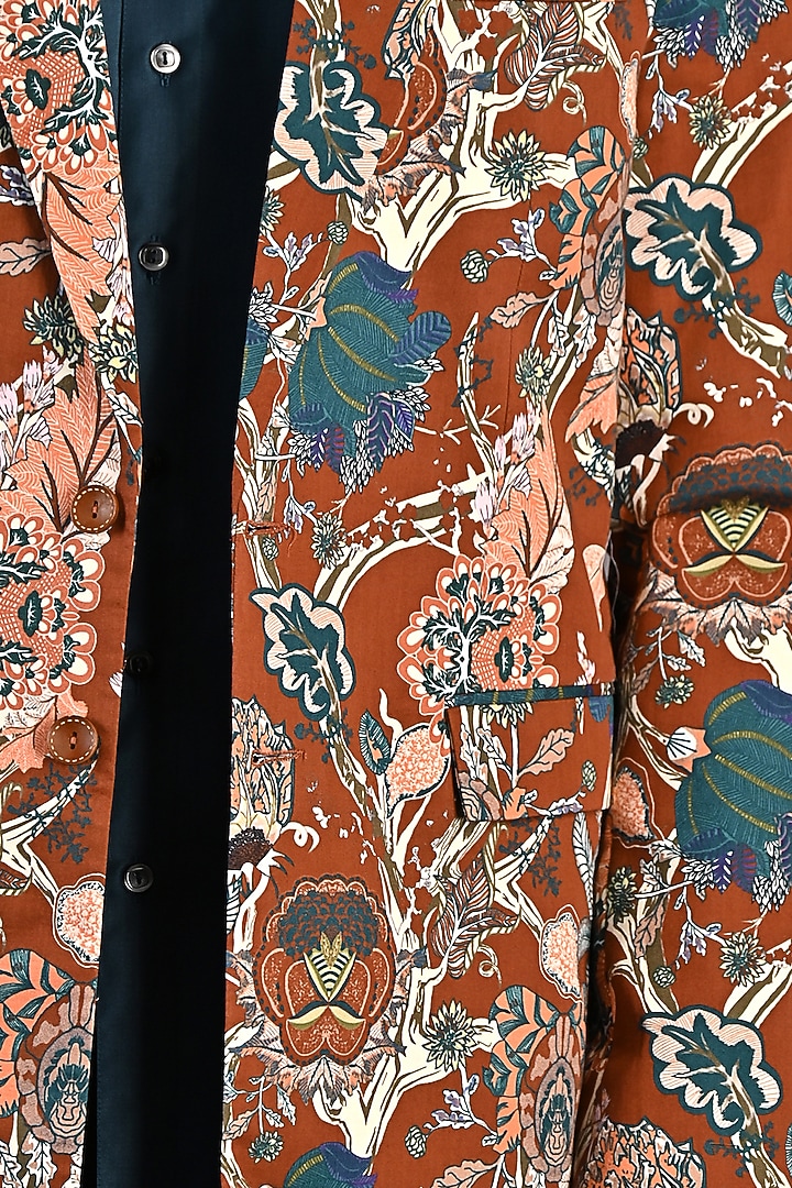 Maroon Printed Indo-Western Set by Bohame Men at Pernia's Pop Up Shop