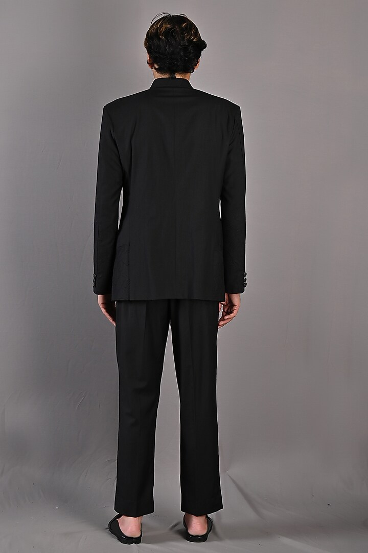 Black Embroidered Wedding Bandhgala Set by Bohame Men at Pernia's Pop Up Shop