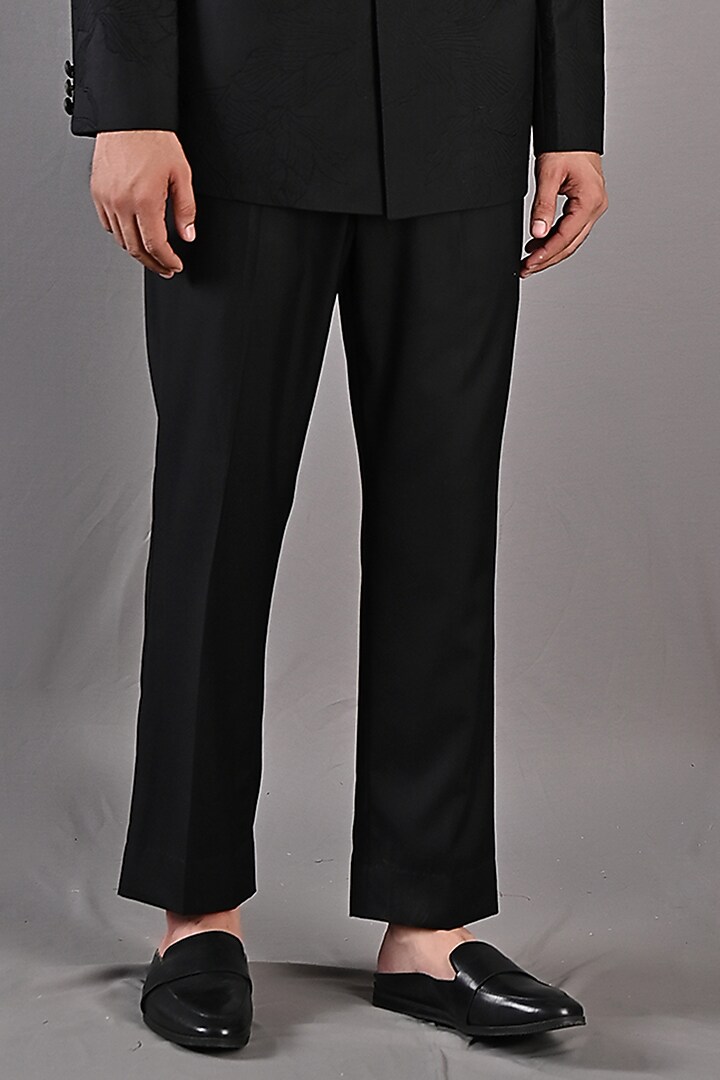 Black Embroidered Wedding Bandhgala Set by Bohame Men at Pernia's Pop Up Shop