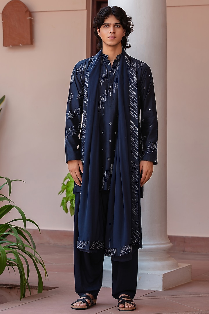 Navy Blue Chanderi Kurta Set by Bohame Men at Pernia's Pop Up Shop