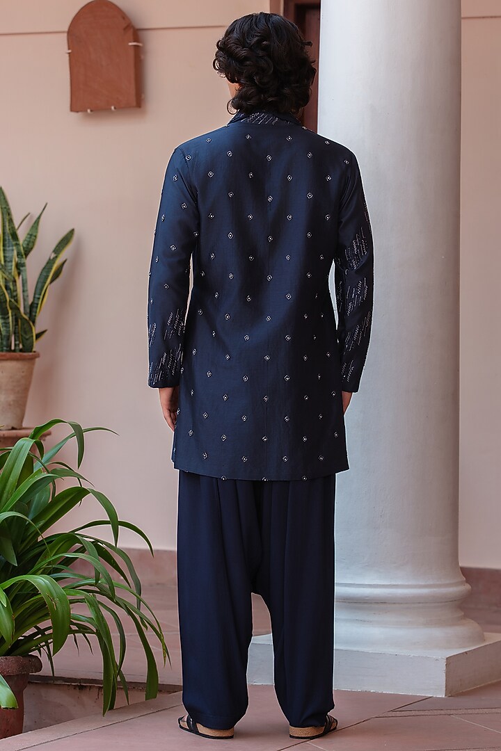 Navy Blue Chanderi Kurta Set by Bohame Men at Pernia's Pop Up Shop
