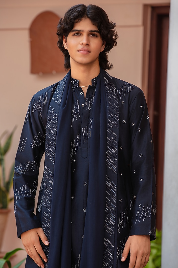 Navy Blue Chanderi Kurta Set by Bohame Men at Pernia's Pop Up Shop