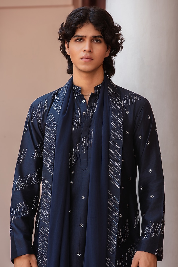 Navy Blue Chanderi Kurta Set by Bohame Men at Pernia's Pop Up Shop