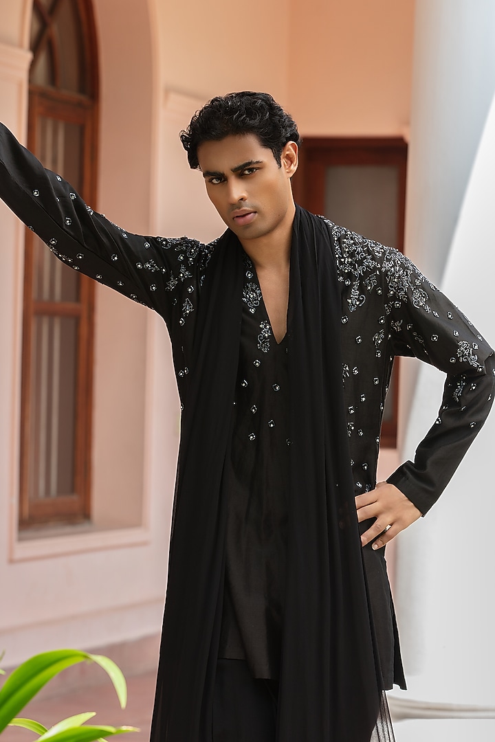 Black Chanderi Kurta Set by Bohame Men at Pernia's Pop Up Shop