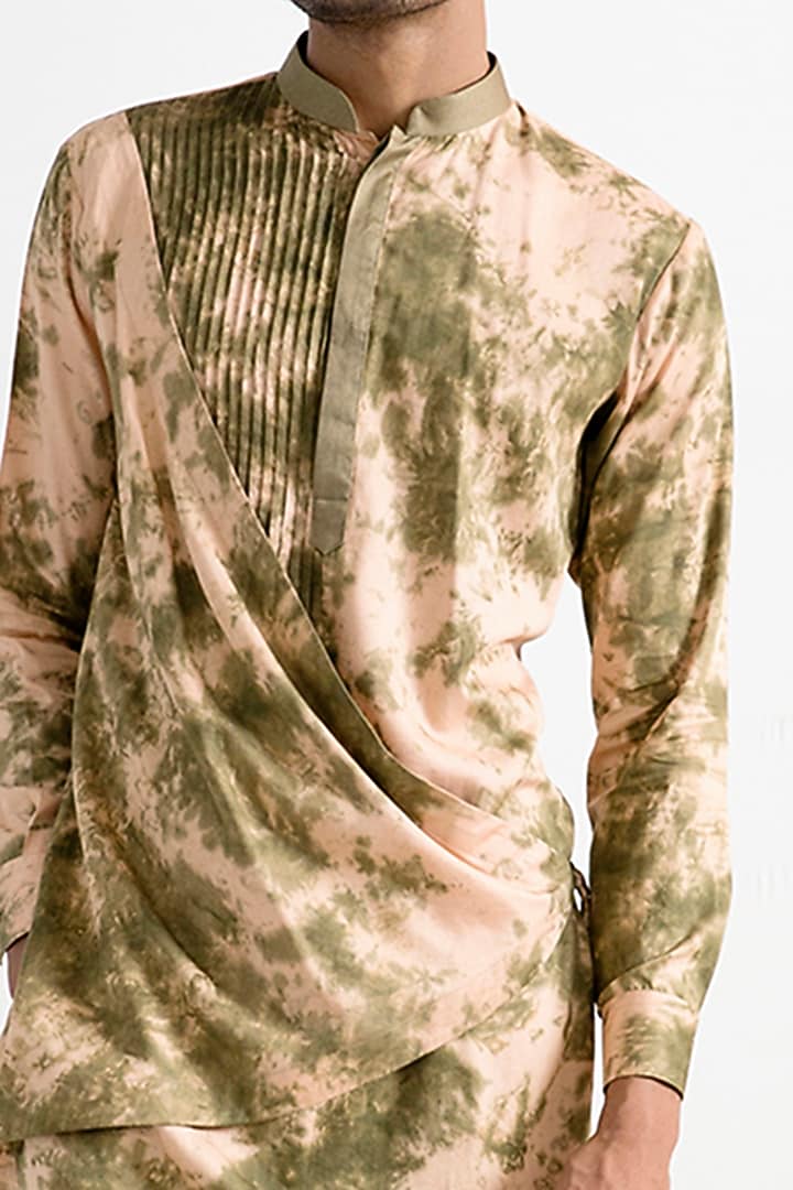 Beige & Green Paneled Kurta Set by Bohame Men at Pernia's Pop Up Shop