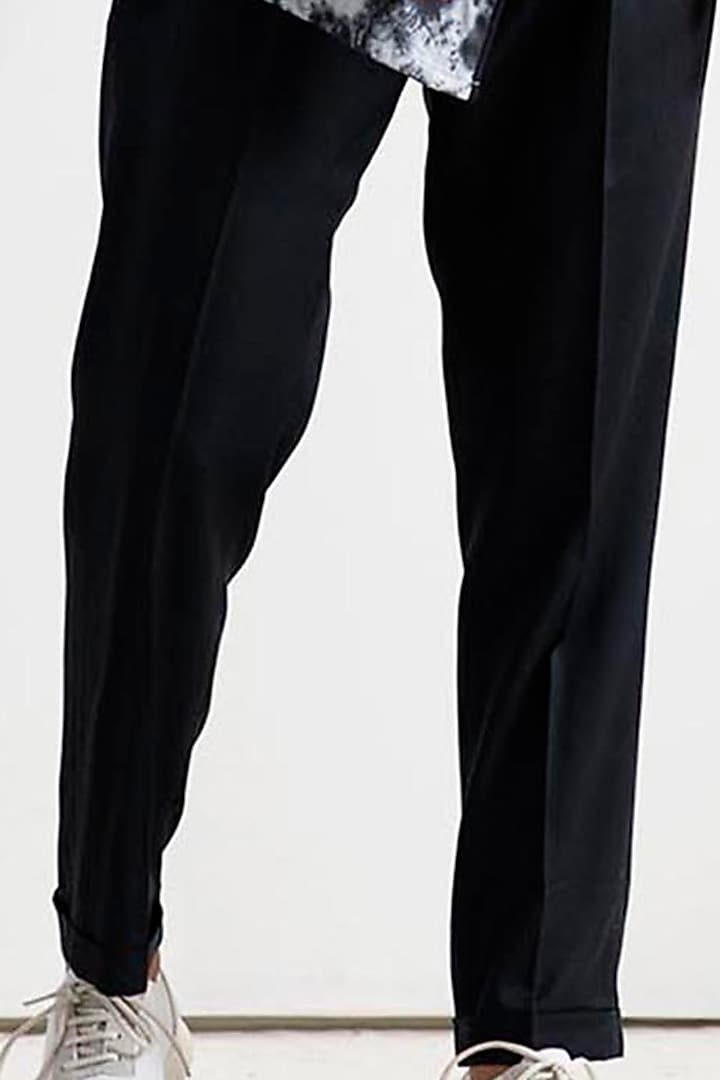 Light Grey & Black Bamboo Blend Asymmetrical Tie-Dye Kurta Set by Bohame Men at Pernia's Pop Up Shop