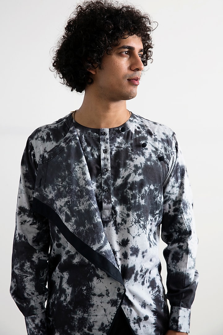 Light Grey & Black Bamboo Blend Asymmetrical Tie-Dye Kurta Set by Bohame Men at Pernia's Pop Up Shop