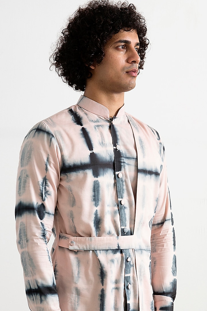 Peach & Grey Bamboo Blend Tie-Dye Printed Short Kurta Set by Bohame Men at Pernia's Pop Up Shop