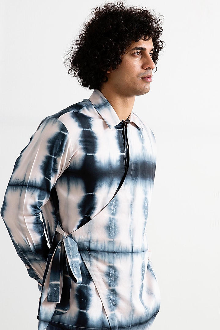 Cream & Grey Bamboo Blend Tie-Dye Short Kurta Set by Bohame Men at Pernia's Pop Up Shop