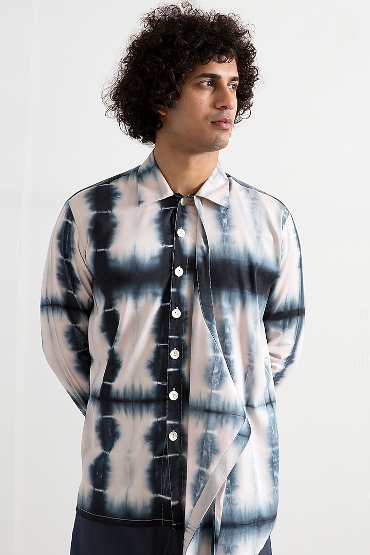 Cream & Grey Bamboo Blend Tie-Dye Short Kurta Set by Bohame Men at Pernia's Pop Up Shop