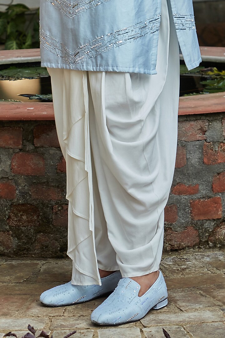 Light Blue Chanderi Kurta Set by Bohame Men at Pernia's Pop Up Shop