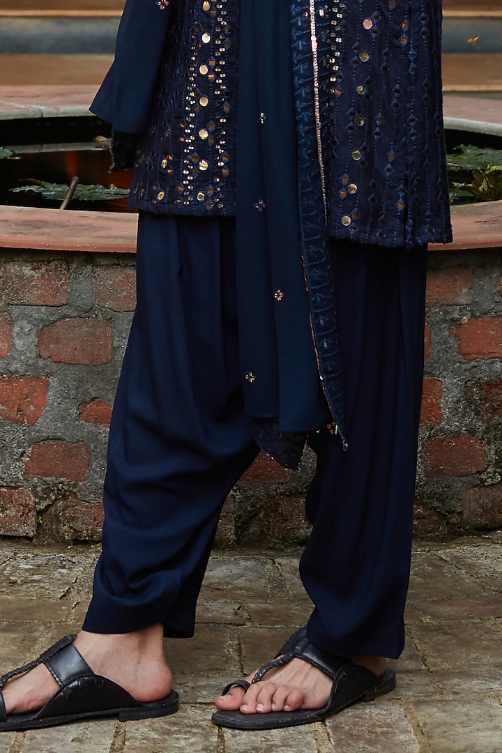 Navy Blue Chanderi Kurta Set by Bohame Men at Pernia's Pop Up Shop