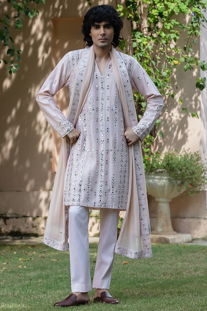 Light Pink Chanderi Kurta Set by Bohame Men at Pernia's Pop Up Shop