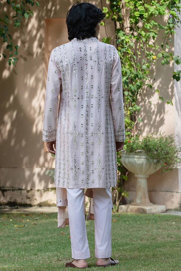 Light Pink Chanderi Kurta Set by Bohame Men at Pernia's Pop Up Shop