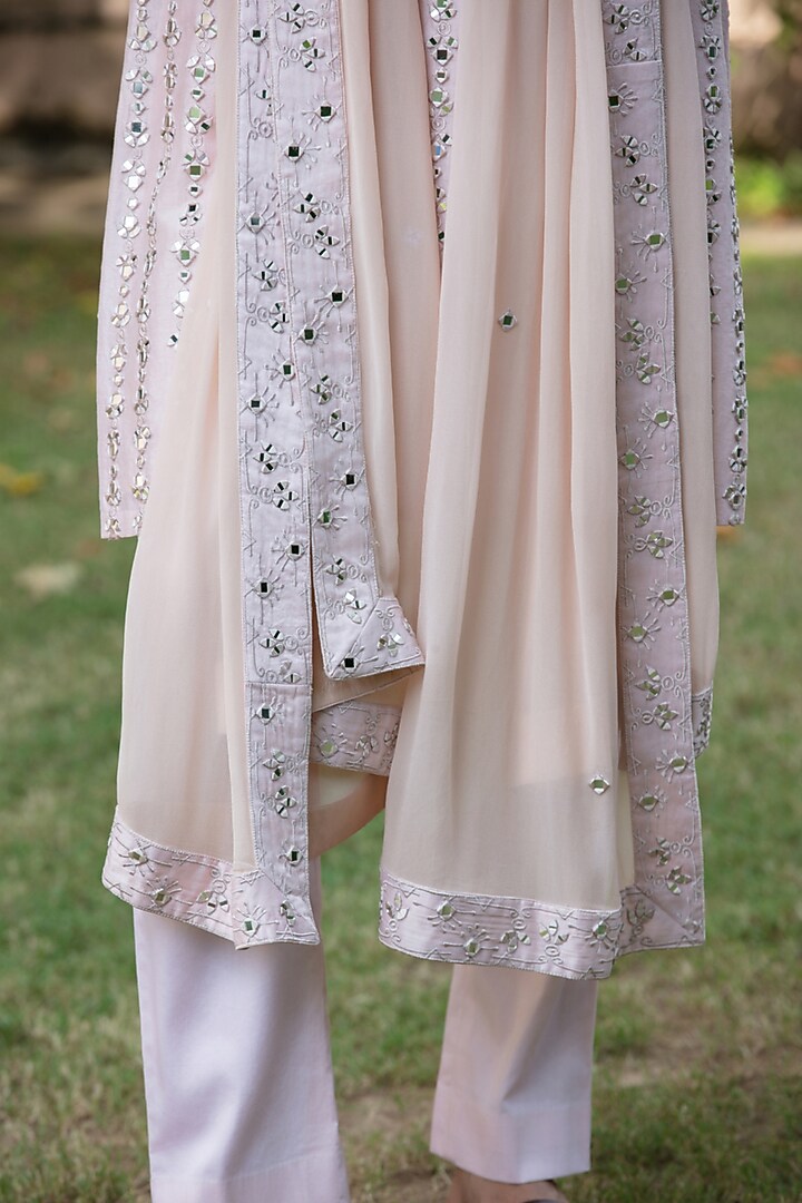 Light Pink Chanderi Kurta Set by Bohame Men at Pernia's Pop Up Shop