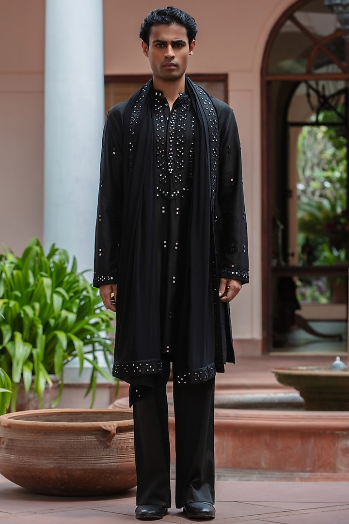 Black Chanderi Kurta Set by Bohame Men at Pernia's Pop Up Shop