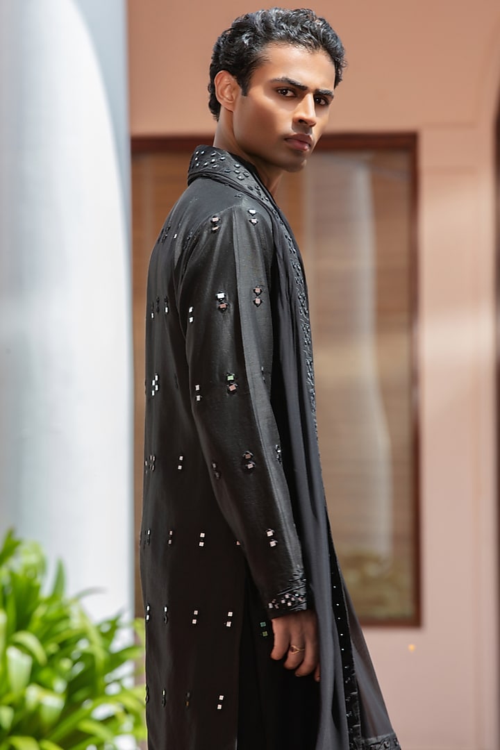 Black Chanderi Kurta Set by Bohame Men at Pernia's Pop Up Shop