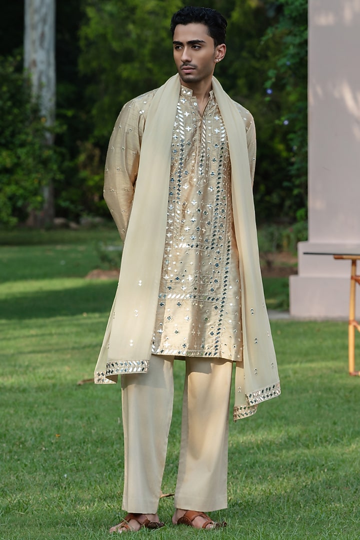Beige Gold Chanderi Kurta Set by Bohame Men at Pernia's Pop Up Shop