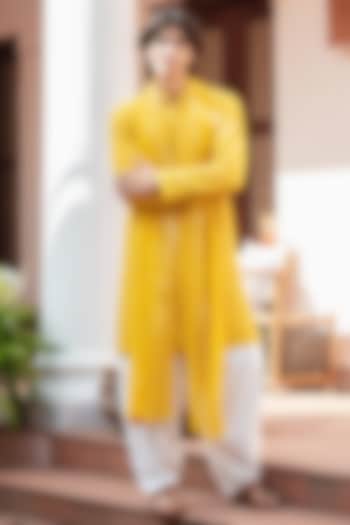 Mustard Chikankari Kurta Set by Bohame Men at Pernia's Pop Up Shop