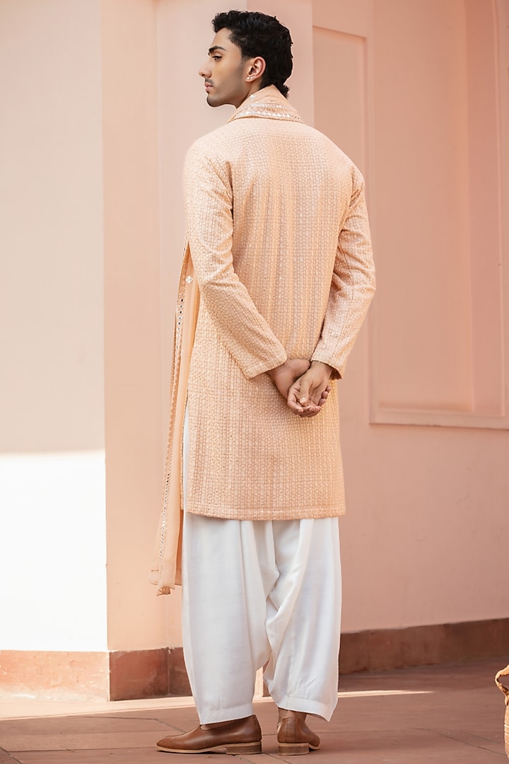 Peach Chikankari Kurta Set by Bohame Men at Pernia's Pop Up Shop