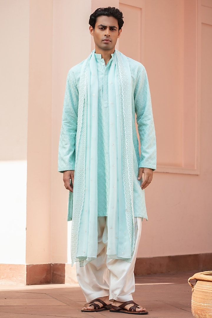 Cruise-Colored Chikankari Kurta Set by Bohame Men at Pernia's Pop Up Shop