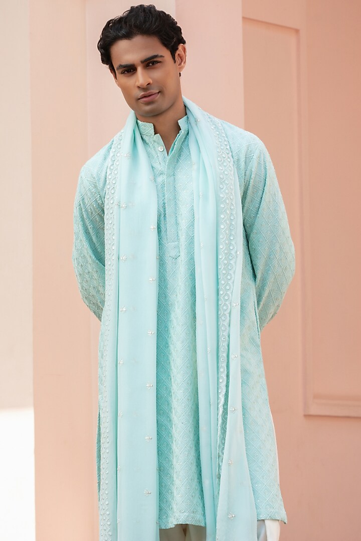 Cruise-Colored Chikankari Kurta Set by Bohame Men at Pernia's Pop Up Shop