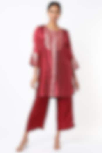 Red Textured Silk Jacket set by BODHI TREE BY DEEPIKA AND NEHA