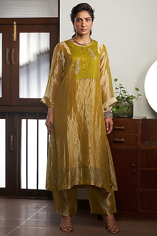 Olive Green Embroidered Kurta Set by Bodhi Tree by Deepika and Neha