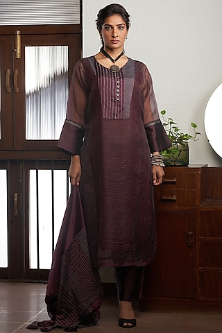 Wine Silk Kurta Set by Bodhi Tree by Deepika and Neha