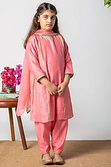 product-color-Blush Pink