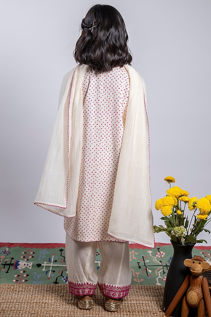 Ivory Printed Kurta Set For Girls by Boteh at Pernia's Pop Up Shop