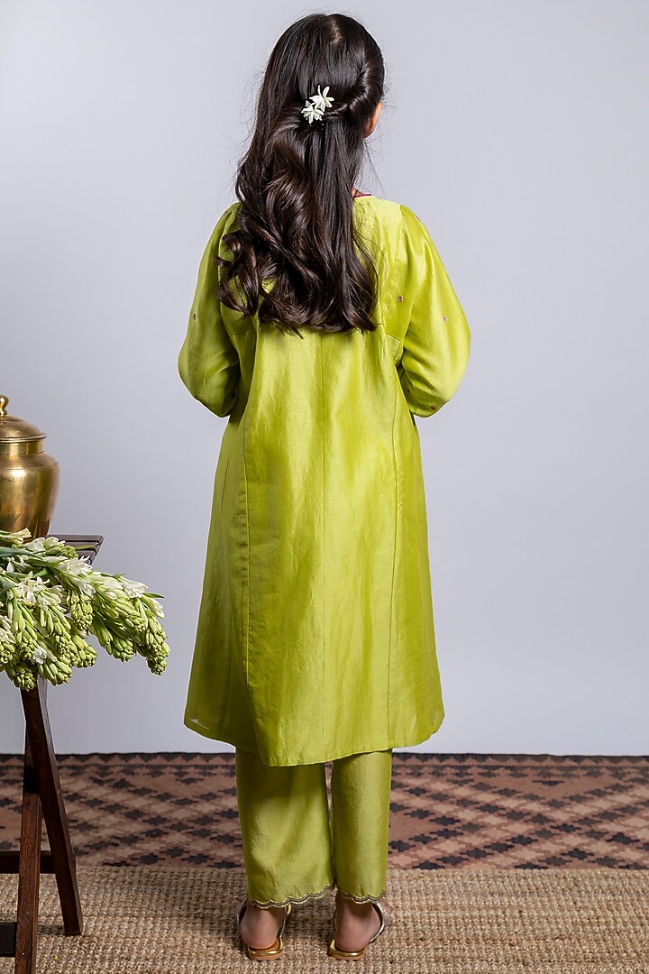 Green Embroidered Kurta Set For Girls by Boteh at Pernia's Pop Up Shop
