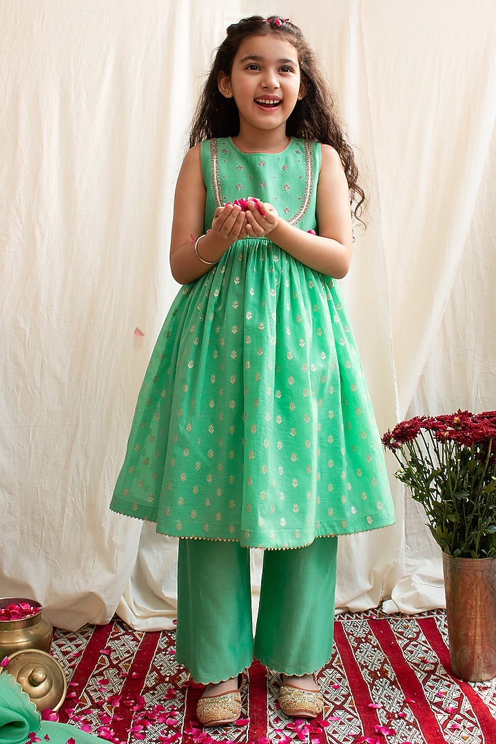 Green Chanderi Silk Embroidered Kurta Set For Girls by Boteh at Pernia's Pop Up Shop