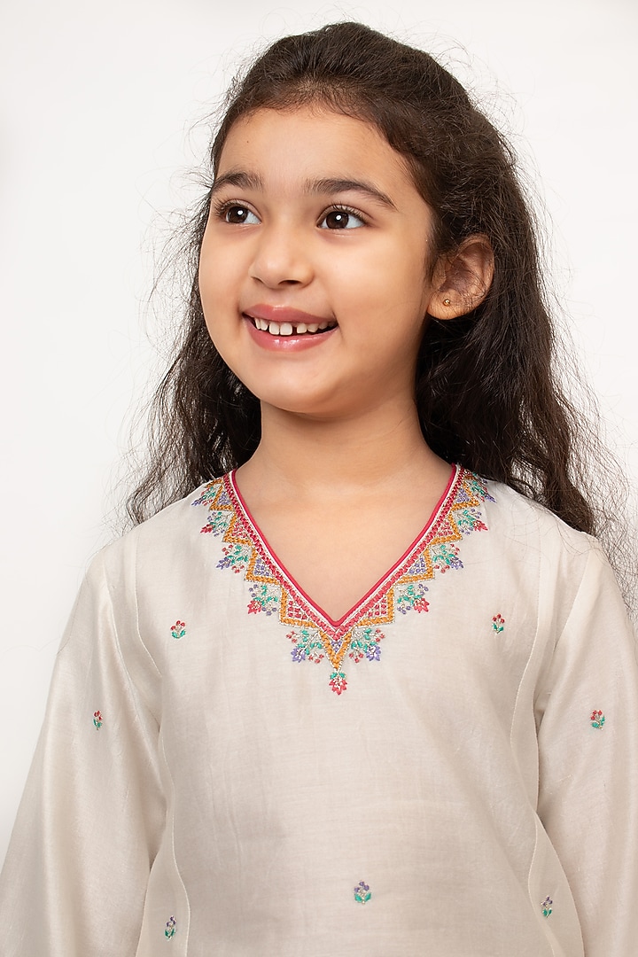 Ivory Chanderi Silk Embroidered Kurta Set For Girls by Boteh at Pernia's Pop Up Shop