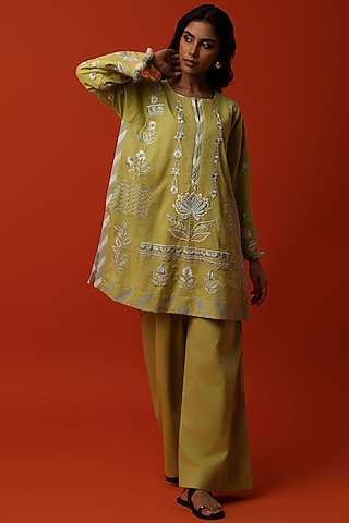 Mint Cotton Floral Thread Embroidered Kurta Set by BO TREE