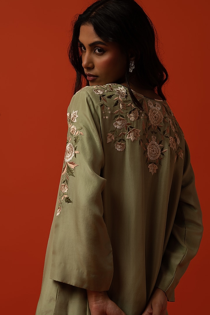 Sage Green Silk Floral Thread Embroidered Kurta Set by BO TREE at Pernia's Pop Up Shop