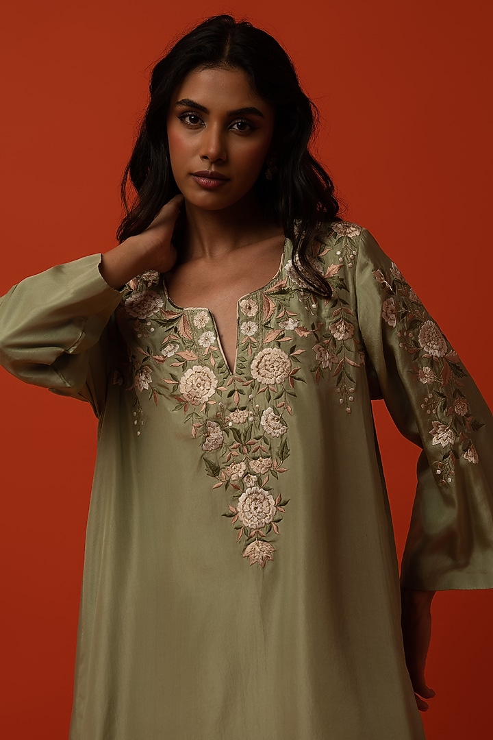 Sage Green Silk Floral Thread Embroidered Kurta Set by BO TREE at Pernia's Pop Up Shop